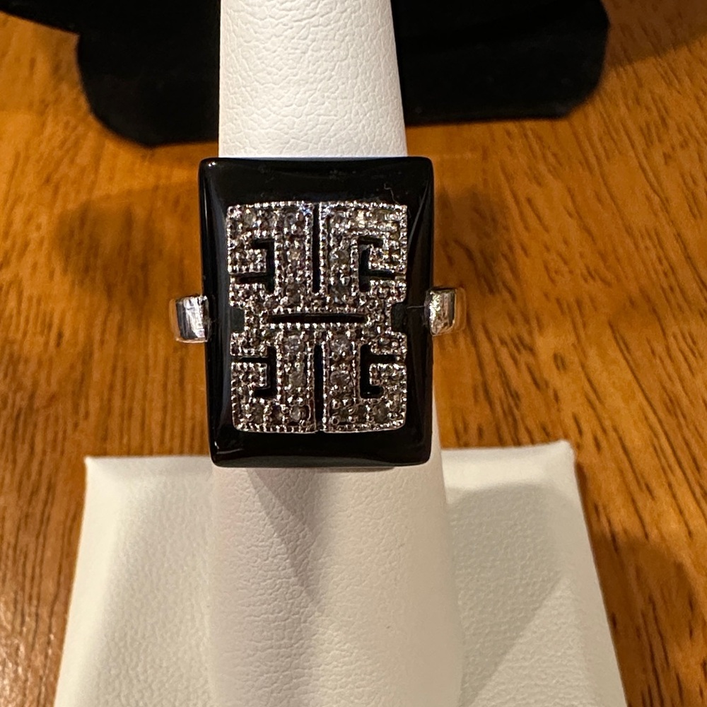 Affinity Geometric Ring with Black Onyx on 925 Silver & 16 mini Diamonds. Sz 6
